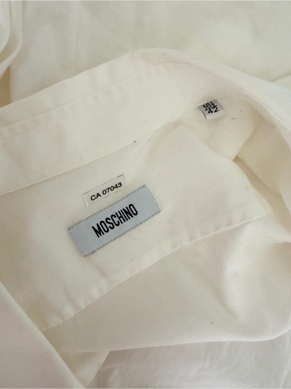 Moschino Men’s White Dress Shirt with Logo Tag